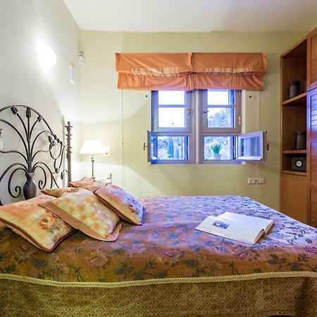 Elia Junior Suite In Epidavros With Shared Pool Nea Epidhavros Bagian luar foto