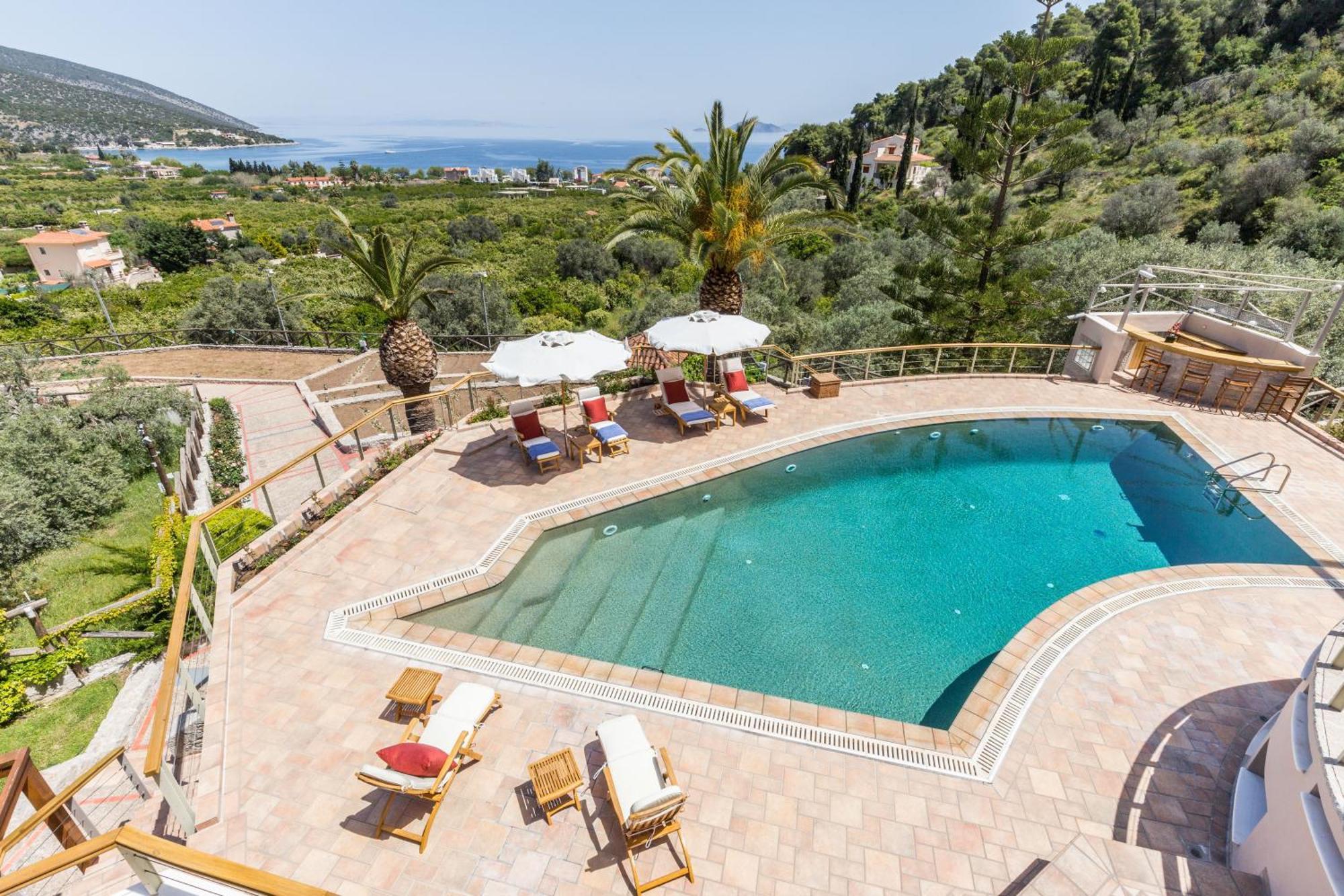 Elia Junior Suite In Epidavros With Shared Pool Nea Epidhavros Bagian luar foto